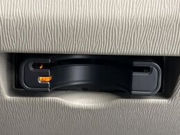 【ETC】高速道路の料金所をストレスなく通過！話題のスポットやサービスエリアに多い「スマートIC」利用時は必須のアイテムです。当店でセットアップを実施、ご納車当日からすぐにご利用いただけます！