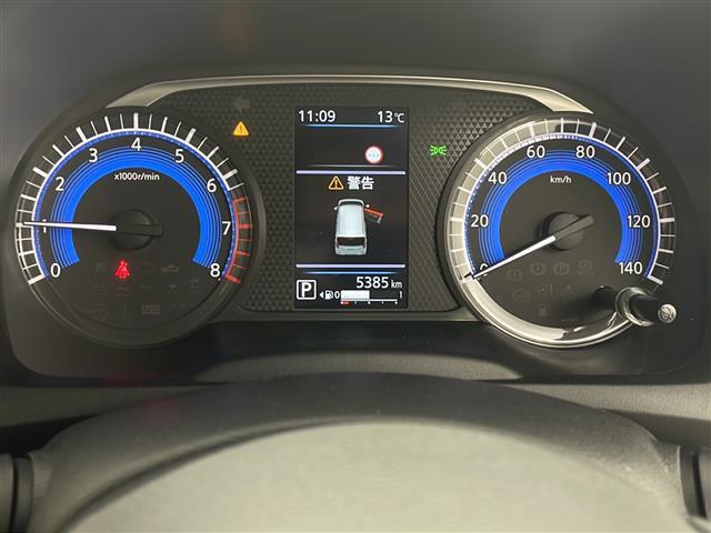 【スピードメーター】メーターがシンプルで見やすく運転しやすいですね！