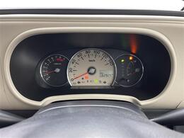 【スピードメーター】メーターがシンプルで見やすく運転しやすいですね！