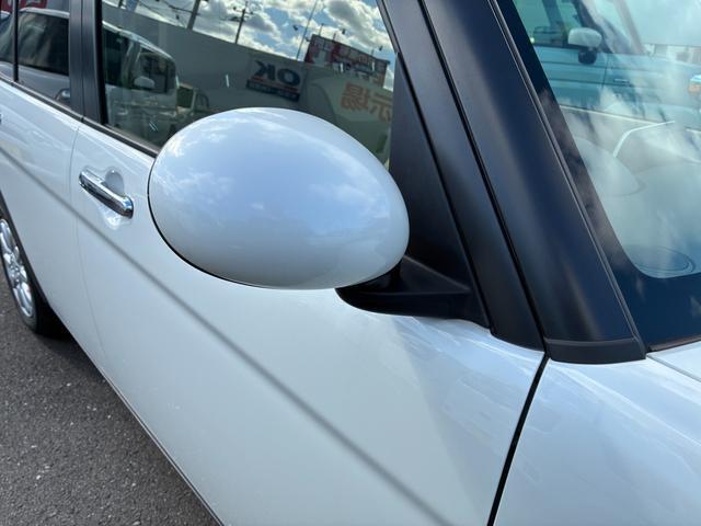 電動格納ドアミラーがとっても便利