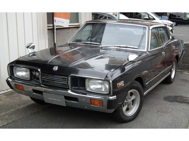 日産 セドリック 2.0SGL-E 1979年 1.1万キロ (大阪府) Village