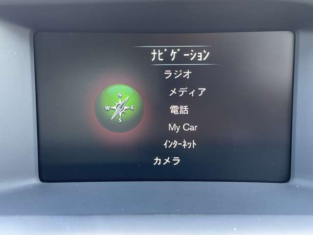 ご遠方の場合でも、下取り車両の金額を概算でお出しすることは可能でございます。車検証をお手元に、走行距離をご確認の上お問い合わせくださいませ。