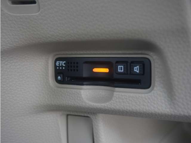 今や必需品の◆ETC車載器　装備車◆　有料道路を利用する際にスムースに通過でき、わずらわしい料金支払いから開放されます！