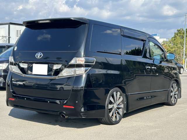 ■純正HDDナビ■前後左カメラ■コーナーセンサー■フルセグTV(走行中TV映ります)■ミュージックサーバー■DVDビデオ■BTオーディオ