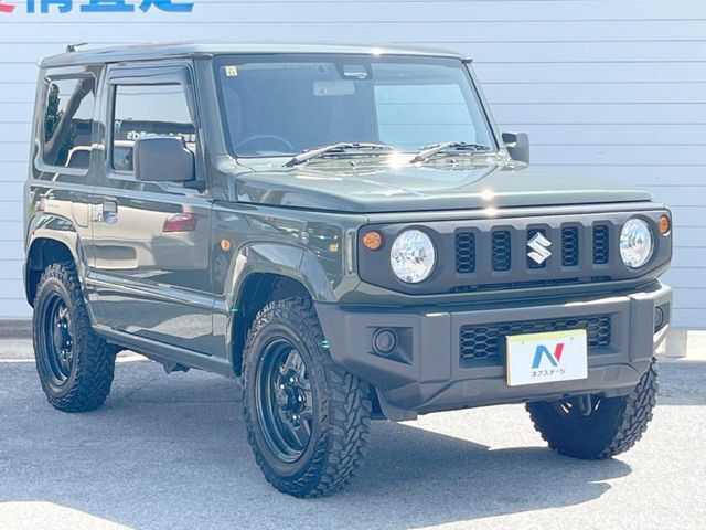 大好評のボディコーティング「弾スプラッシュコート」もご納車までに施工可能。通常のガラスコートと異なる、耐久年数6年の無機質ガラスコーティングが、ボディをキレイな状態に保ってくれます。