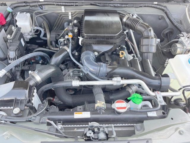 親切・丁寧な専門メカニックスタッフが応対！・車検・点検整備・事故等の修理などアフターサービスも安心。お車のカスタマイズもネクステージのサービススタッフまでご相談ください！