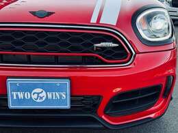 中古車は一物一価。お客様にピッタリなお車に会えるように、スタッフが全力でサポート致します！豊富な知識を持ったスタッフと共に、あなただけの1台を一緒に見つけましょう！