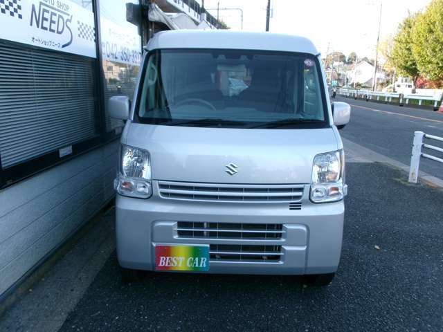 支払総額には、車体価格、、法定費用、整備点検費用(消耗品）、リサイクル券、ナンバー代、全部含まれた価格です。これ以外一切かかりません。（店頭納車）