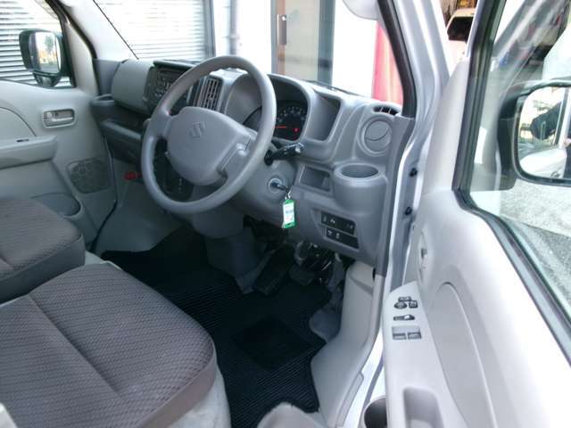 パワーウィンド！電動格納ミラー！キーレス！