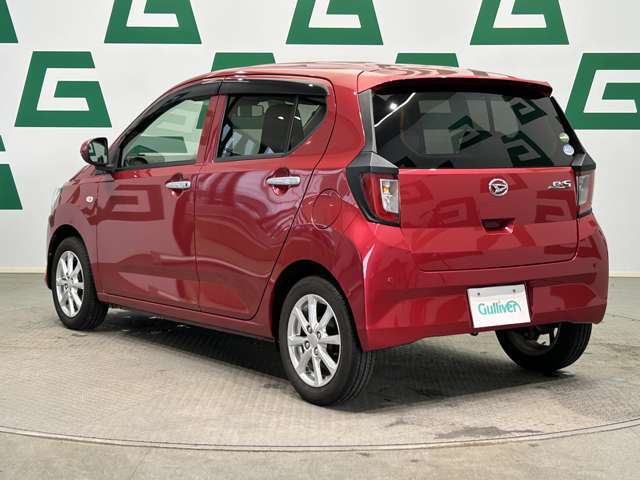 車両販売と整備・保証・クリーニングなどのサービスを自由にお選び頂けます。 そ サービスは必要な分だけお選び下さい。