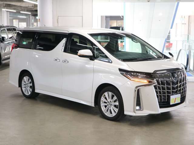 当社の展示車は全車両に”社団法人自動車公正取引協議会”の車両状態説明書を掲示しております。修復歴の有無は勿論、ドア等の外板の交換歴の有無までも表示☆口頭説明では無く書面にてお渡ししております♪
