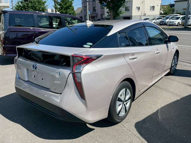 【在庫車両に除菌・消臭クリーニングを実施】御納車前には再度除菌・消臭クリーニングを実施させて頂きますのでご安心ください（＾。＾）y-.。o○