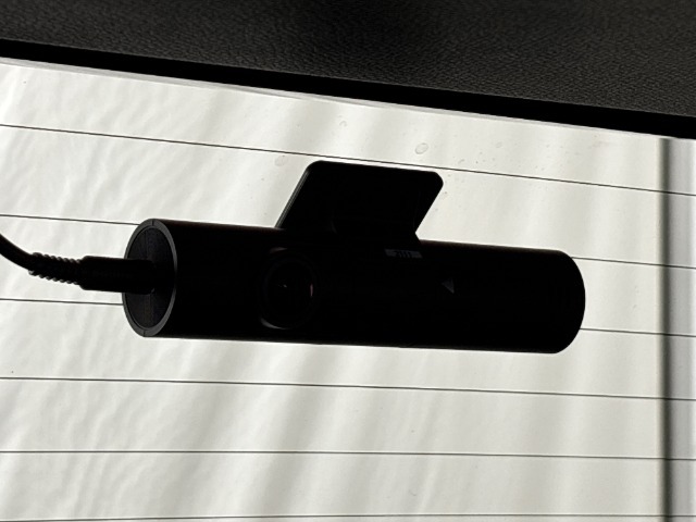 ドライブレコーダーリア★後部にも安心のドライブレコーダー装着しています！あおり運転対策にバッチリですね！