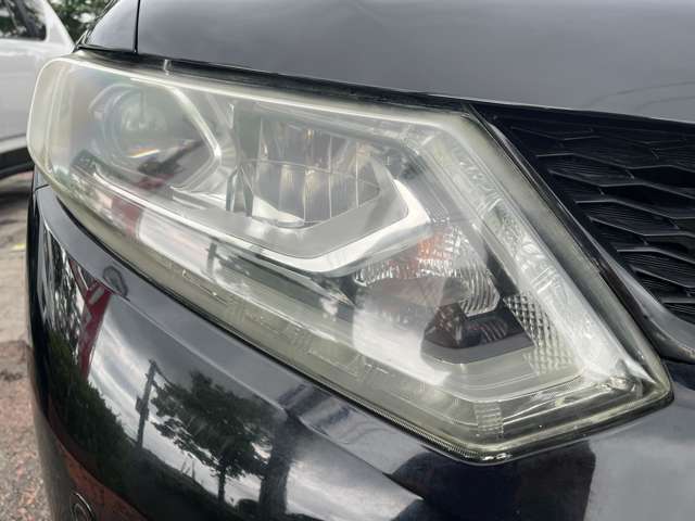 曇りやキズの少ないLEDヘッドライトになっております♪LEDなので視認性も良く夜道を明るく照らしてくれます♪寿命も長くとても経済的です♪入庫時にヘッドライト丁寧に磨いておりピカピカの状態です♪