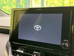 【10.5インチ　ディスプレイオーディオ】大画面のディスプレイはAppleCarPlayやAndroidAutoが利用可能。大きな画面でスマホナビアプリ等が利用いただけます♪
