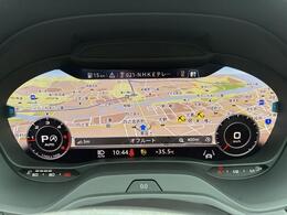 【Audi　バーチャルコックピット】液晶フルデジタルディスプレイにスピードメーター、タコメーター、マップ表示、メディア情報などフレキシブルに表示させるバーチャルコックピットを装備。