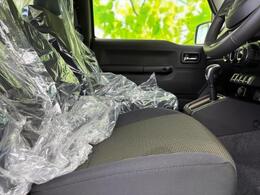 「この車の写真をもっと見たい」「状態が気になる」「この装備はついている？」どんな小さな疑問でもお気軽にお問い合わせください！