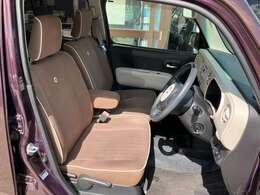 ☆内外装クリーニング☆車の隅々まで徹底的にクリーニングを行っておりますので内外装ともに綺麗な状態でご納車いたします！