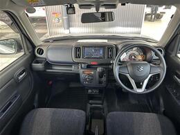 【インパネ全体】全方位で視界が広く、高い目線で運転もしやすいです！