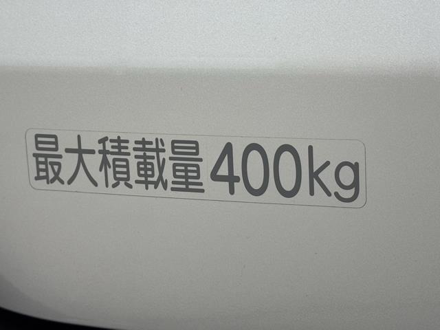 積載可能な量が貼ってありますね。　この量までじゃんじゃん載せられちゃうので色んな用途に使えますね。