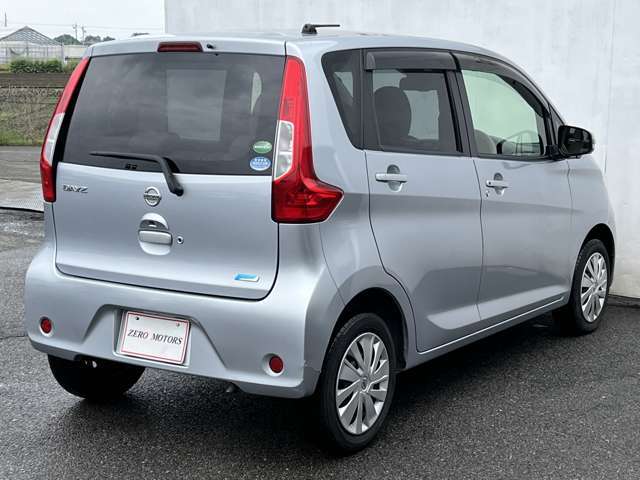 【250台展示台数】各メーカーでの見比べ・同車種での見比べなどなど見比べながら車を選んでみませんか？当店なら可能です！ぜひ見て比べて納得の一台を探します！お車探しの際はお気軽にご相談ください！！