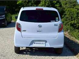 後ろ姿もかわいいですね。