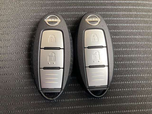 インテリジェントキー！キーを取り出さなくてもラクラク開閉＆エンジン始動できます！