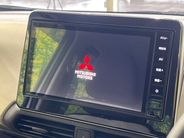 【純正9型ナビ】人気の大型9インチナビを装備。存在感のある大画面はインパクト大！ナビ利用時のマップ表示は見やすく、テレビ等の視聴時は臨場感がアップ！いつものドライブがグッと楽しくなります♪