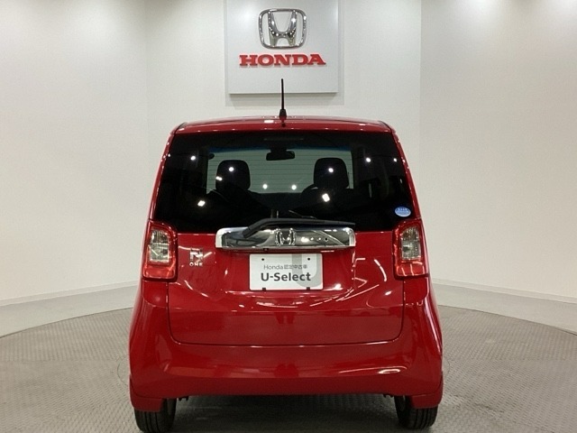 【Honda認定中古車 U-Select】　は3つの安心をお約束します。　1　Hondaのプロが整備した安心。 2　第三者機関がチェックした安心。　3　購入後もHondaが保証する安心。