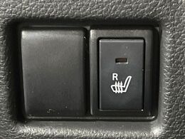 【シートヒーター】寒い日に重宝するシートヒーター！エアコンより早く温まってくれるので寒がりの人も安心ですね♪エアコンの温風は乾燥するから苦手、という方にもをおすすめです。