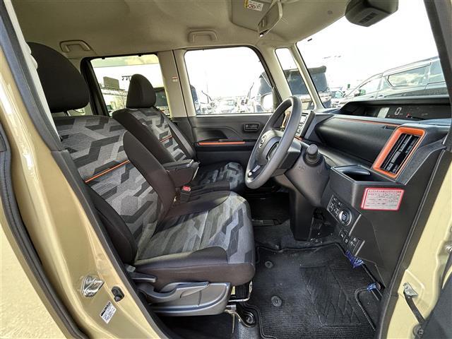座り心地が良いシートなので長時間の運転でも快適にお過ごしいただけます。新品のフロアマットのご注文も可能です。掲載箇所以外にご希望の写真がございましたらお気軽にお問い合わせ下さい。