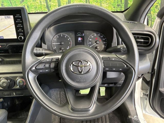 【ステアリングスイッチ】運転中、前方から目線をそらすことなく、オーディオ等の操作が可能な便利機能！安心＆快適なドライブを演出してくれます♪