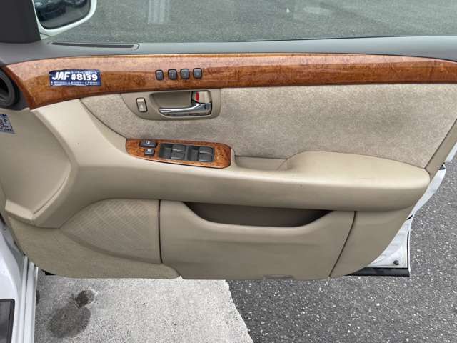 運転席ドアパネル