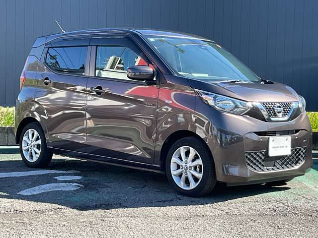 愛知日産の中古車は走行距離無制限の保証付きなので、安心してお乗り頂けます！（保証期間は車両によって異なります。詳細は当店スタッフまでお気軽にお尋ねください。）