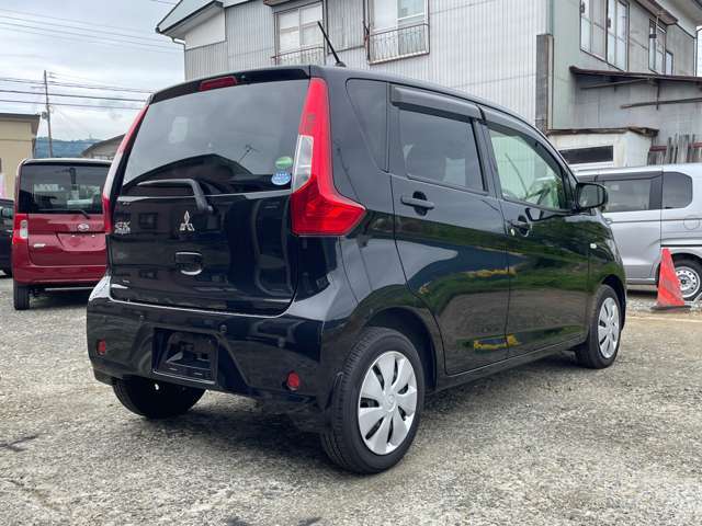 軽自動車は走りも、お財布も軽い！快適なカーラーフを、まずは軽自動車から初めてみませんか？そんな時は軽自動車専門店の軽イチくんまで！