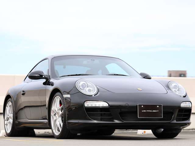 弊社の有償保証は、ロードサービスはもちろん、フロントガラスの修理で最大10万円保証、タイヤ保証、延長保証など皆様が不安に思うところを全てフォローできる体制を整えております！