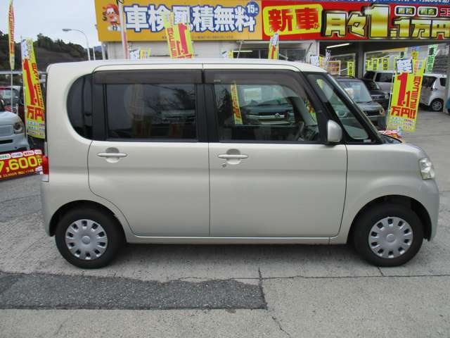 外装のキズやへこみ等の詳細はお問合せからでも承っておりますのでぜひどうぞ！！