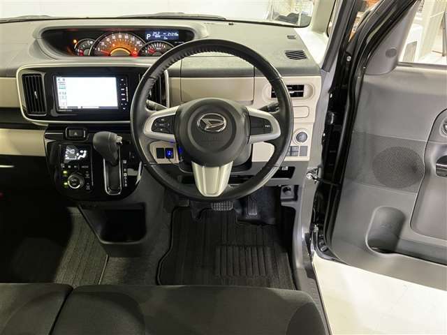 評価点5のとても綺麗なお車です、ドライバーをサポートする安全技術も充実しています、ぜひ一度ご覧ください