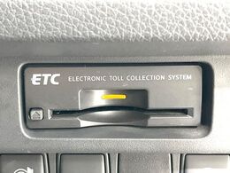 【ETC】高速道路の料金所をストレスなく通過！話題のスポットやサービスエリアに多い「スマートIC」利用時は必須のアイテムです。当店でセットアップを実施、ご納車当日からすぐにご利用いただけます！