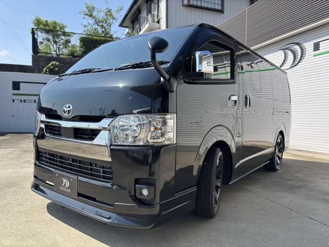 オンライン商談でご自宅にいながらお車のご商談が可能です。お手持ちのスマートフォンにて実際のお車もご確認いただけます。是非お気軽にスタッフまでご相談ください。
