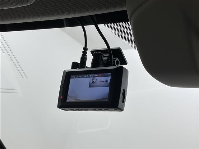 ◆【ドライブレコーダー】映像・音声などの運転中の記録を残します。事故などを起こした起こされた時の証拠になりえますので、もしも時でも安心ですね。