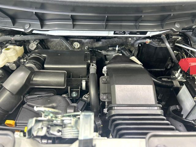 親切・丁寧な専門メカニックスタッフが応対！・車検・点検整備・事故等の修理などアフターサービスも安心。お車のカスタマイズもネクステージのサービススタッフまでご相談ください！