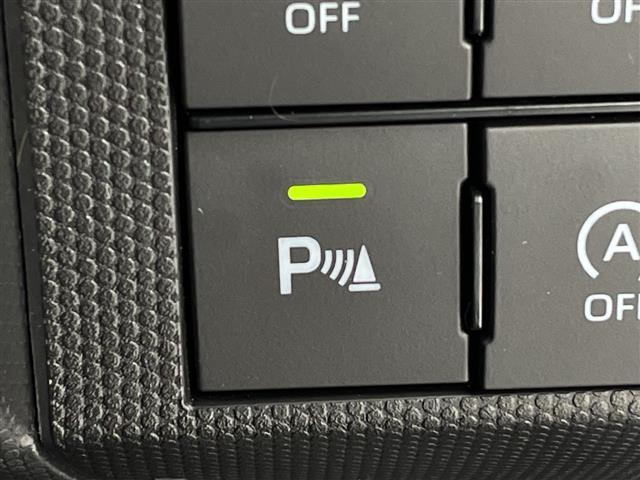 気になる車はすぐにお問い合わせください！画面右側の0066から始まる無料ダイヤルからお問い合わせ下さい！専門スタッフがお車のご質問にお答えいたします！