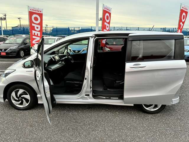 他店舗在庫をお取り寄せさせて頂けます。全店在庫の中からお客様に、一番合うお車をご提案します！他店舗の在庫もお気軽にお問合せ下さい。当店舗でご購入できます。