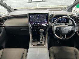 店舗にて現車の確認もいただけますので、お電話で在庫のご確認の上是非ご来店くださいませ。