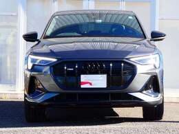 【オプション装備2】〇デジタルマトリクスLEDヘッドライト　〇インテリアパッケージ　〇サイレンスパッケージ