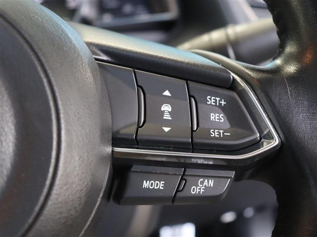 【アダプティブクルーズコントロール】高速道路で前車に追従して速度をコントロールしますので、ロングドライブも快適です♪