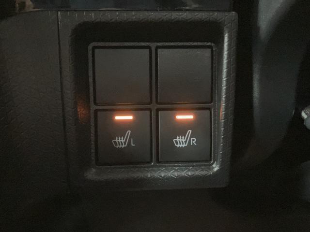 フロントのみシートヒーター付き。寒い日に重宝するシートヒーター！エアコンより早く温まってくれるので寒がりの人も安心ですね♪エアコンの温風は乾燥するから苦手、という方にもをおすすめです。