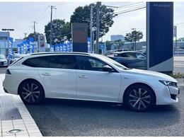 東北最大級の輸入車専門大型展示場！　展示場に無いお車も全国よりお探しいたします。