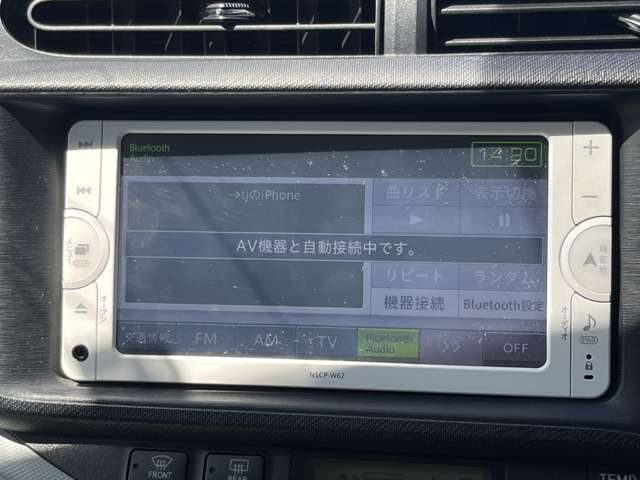 納車前には併設しております整備工場にて法定点検整備を行なってお渡ししております。